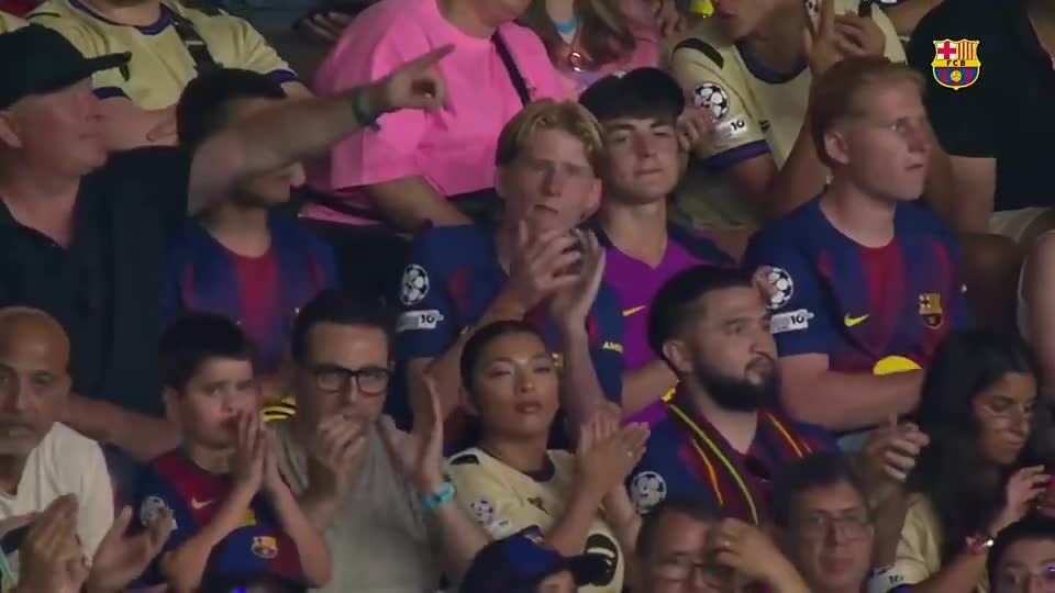 赛场上惊现战绩逆转，球迷掌声不断