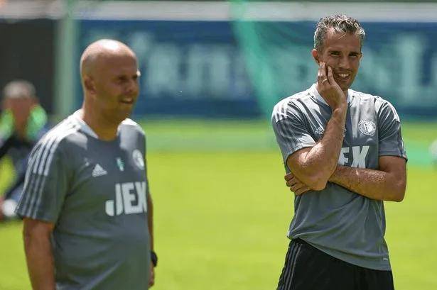 开云官网-曼城强势加拿大，范佩西高光表现的简单介绍